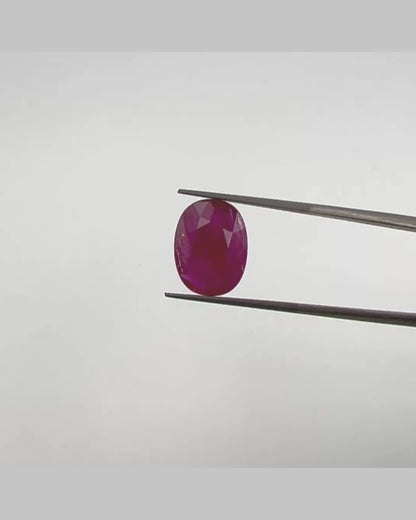 Ruby Un-Heat - Oval 11.94x9.06MM - 3.72 Cts.