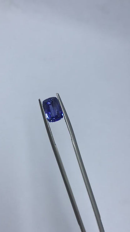 Sapphire - Cushion 9.42x6.77MM - 3.10 Cts.